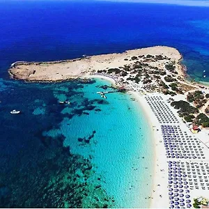 Dome Beach Marina & Otel