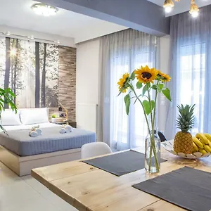 Modern Est.6 , Θεσσαλονίκη Ελλάδα