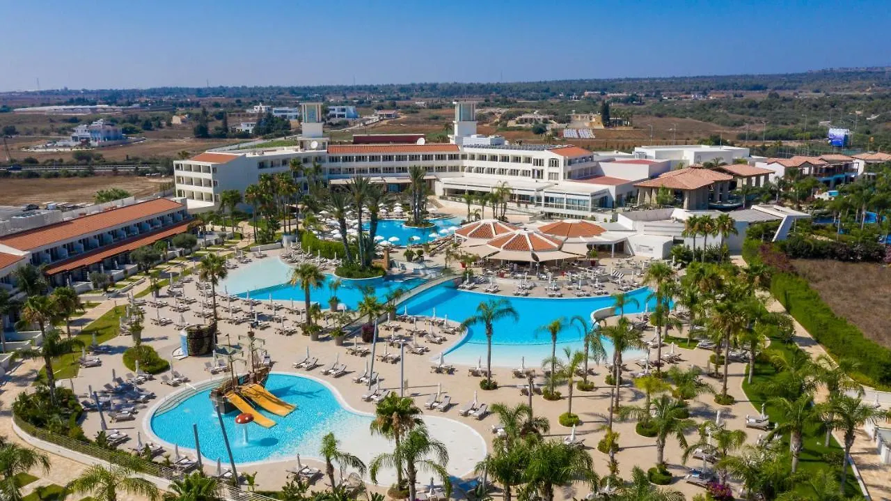 Olympic Lagoon Resort 아이아 나파 5*,