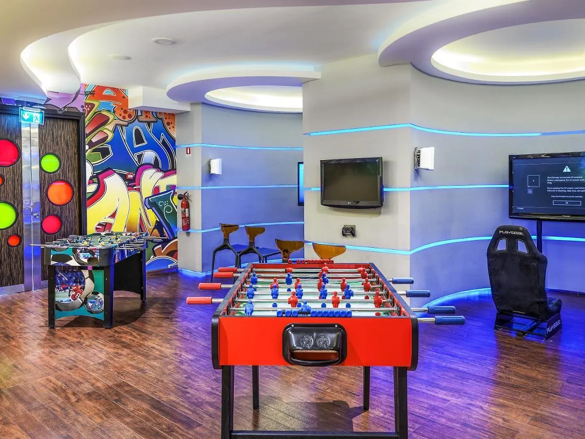 *****  Olympic Lagoon Resort アヤナパ キプロス