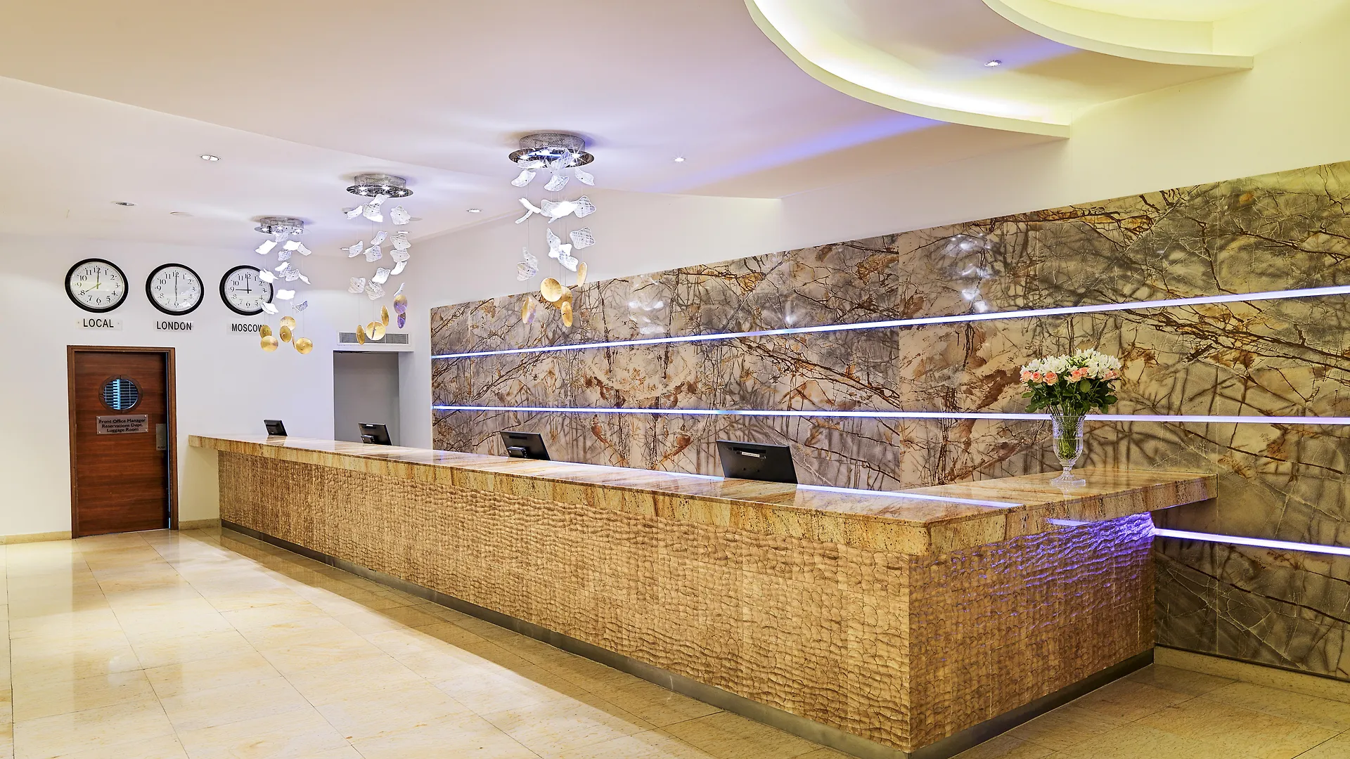 Olympic Lagoon Resort アヤナパ 5*,